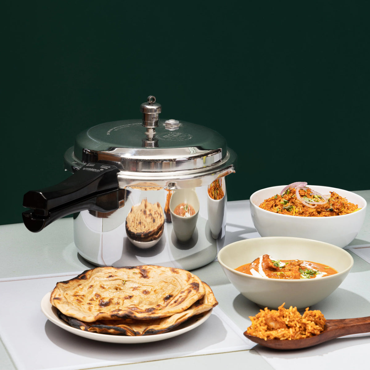 Vinod Platinum Triply Outer Lid Pressure Cooker