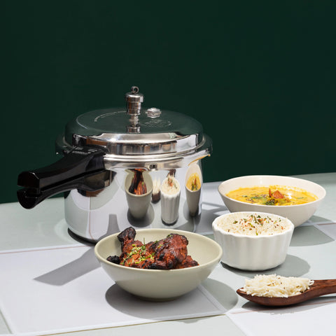 Vinod Platinum Triply Outer Lid Pressure Cooker